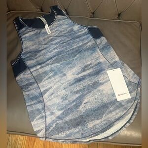 NWT Lululemon 8 Sculpt Tank II Blue and Gray Tank Top Mesh Scape Navy Multi New